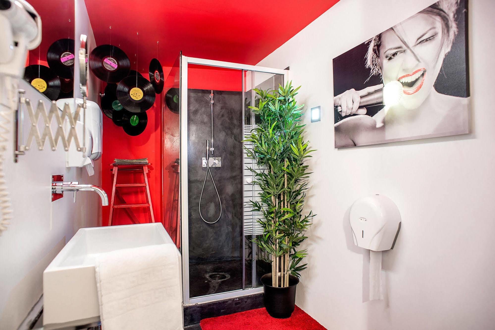 Hostal No Limit Bairro Alto *